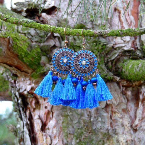 Náušnice - švestkové náušnice dívčí extravagantní modré etno střapečky švestkové střapaté měděné ethno nepřehlédnutelné indiánské léto střapce švestky půlnoční etnické 