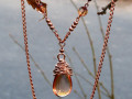 Náhrdelník - spoutaná kapka