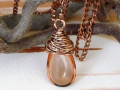 Náhrdelník - spoutaná kapka