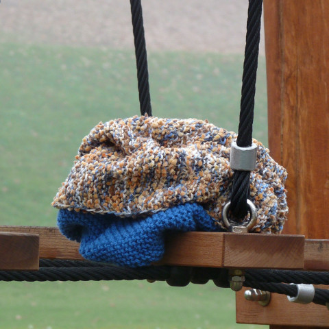 Nákrčník - hrátky s modrou modrý jarní pletený pletení variabilní certifikát zimní podzimní originál nákrčník měkký romantický hřejivý handmade teplý ruční práce tunel chomout nopky exkluzivní hořčicový 