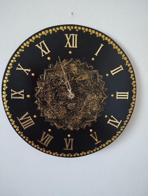 Elegantní hodiny  -  jako dárek dárek zlatá čas elegance 