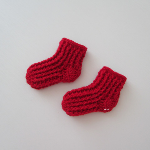 Dětské ponožky (3 - 6 měs.) červená děti holčička holčičí miminko háčkované ponožky hřejivé celoroční mimi crochet 