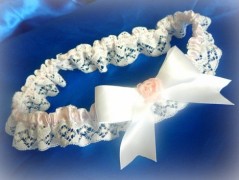 Nebesky modra rouška riflová.