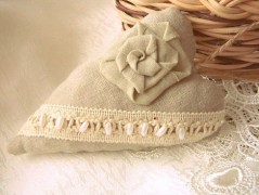 Nebesky modra rouška riflová.