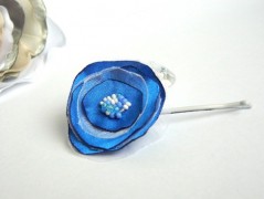 Nebesky modra rouška riflová.