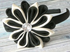 Nebesky modra rouška riflová.