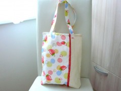 Nebesky modra rouška riflová.