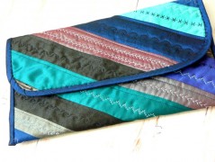 Nebesky modra rouška riflová.