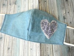 Nebesky modra rouška riflová.