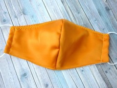 Nebesky modra rouška riflová.