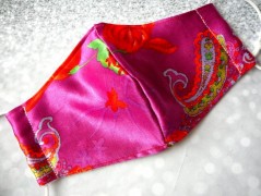 Nebesky modra rouška riflová.