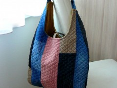 Nebesky modra rouška riflová.