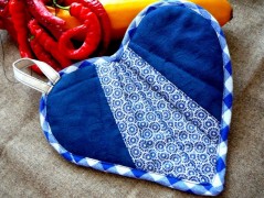 Nebesky modra rouška riflová.