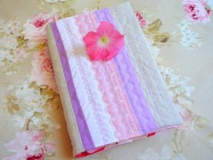 Nebesky modra rouška riflová.