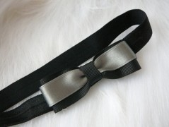 Nebesky modra rouška riflová.