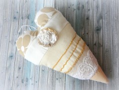 Nebesky modra rouška riflová.