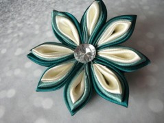 Nebesky modra rouška riflová.