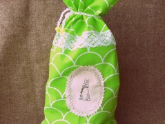 Nebesky modra rouška riflová.