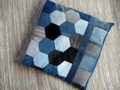 Nebesky modra rouška riflová.