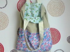 Nebesky modra rouška riflová.