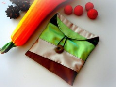 Nebesky modra rouška riflová.