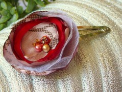 Nebesky modra rouška riflová.