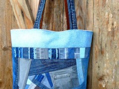 Nebesky modra rouška riflová.