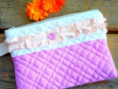 Nebesky modra rouška riflová.