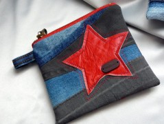 Nebesky modra rouška riflová.