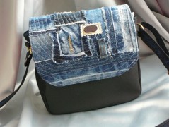 Nebesky modra rouška riflová.