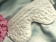 Nebesky modra rouška riflová.