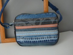 Nebesky modra rouška riflová.