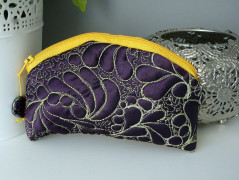 Nebesky modra rouška riflová.