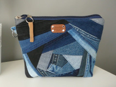 Nebesky modra rouška riflová.