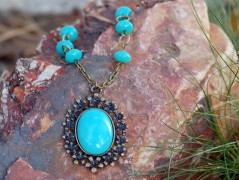 Zelené secesní slzičky