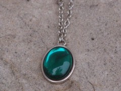 Zelené secesní slzičky