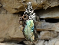 Zelené secesní slzičky