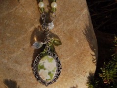 Zelené secesní slzičky