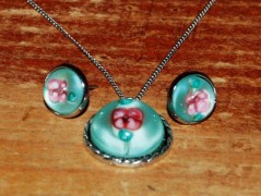 Zelené secesní slzičky