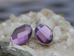 Zelené secesní slzičky