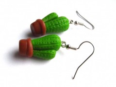 Lžička s autobusem.