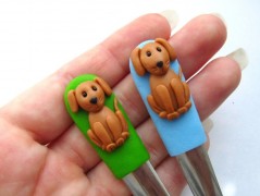 Lžička s autobusem.