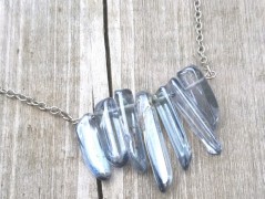 Lžička s autobusem.