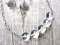 Lžička s autobusem.