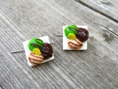 Lžička s autobusem.