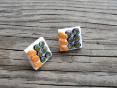 Lžička s autobusem.