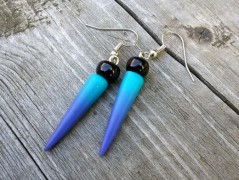 Lžička s autobusem.