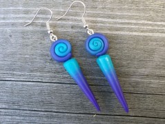 Lžička s autobusem.