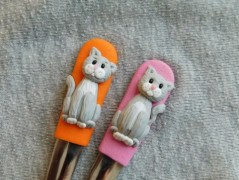 Lžička s autobusem.