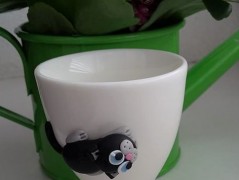 Lžička s autobusem.